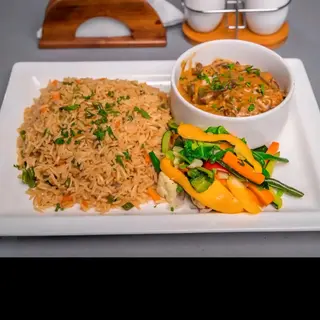 Chicken curry served with steamed rice or brown rice or wedges