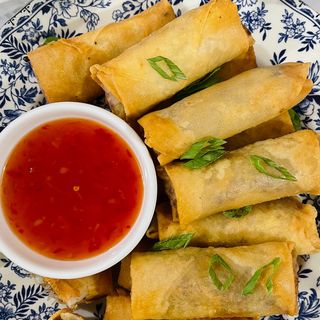 Spring rolls 
