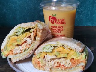 Veggie sandwich + juice 300ml