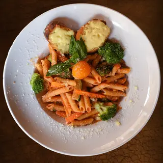 Vegetable penne pasta 