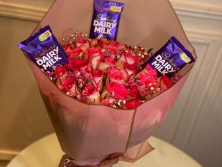 Flowers & Chocolate Gift Combo