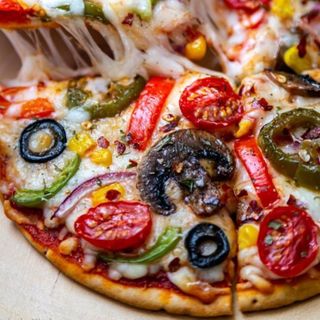 Pizza Toppings( Pineapples/Mushrooms/ Beef strips/ Chicken/ extra cheese)