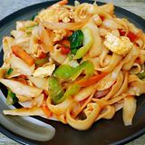 Stir-fried Sliced Noodles