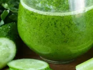 Cucumber and pineapple  ginger one  ltr