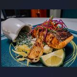 Salmon al burro toscano