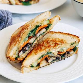 Grilled vegetable club