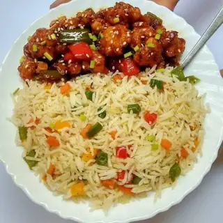 Fried Rice & Chilly Chicken