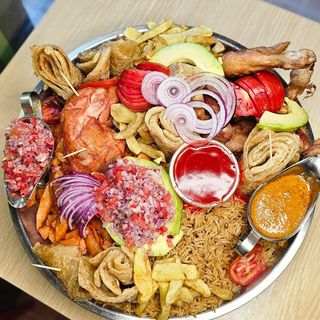 Lusaniya for 6 people