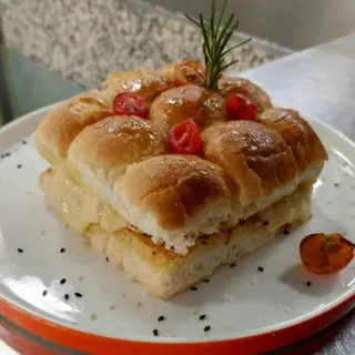Cheese garlic bread 