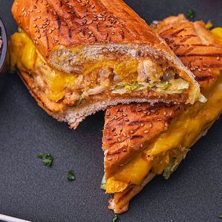 Chicken Mango Chutney Sandwich