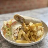 shawarma with chips