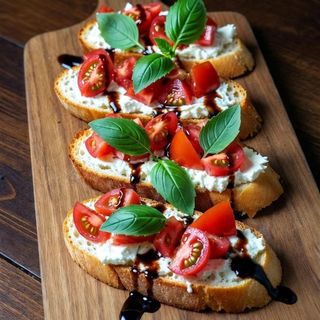 Bruschetta al pomodoro