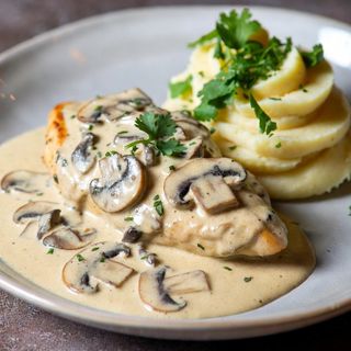 Creamy mushroom chicken