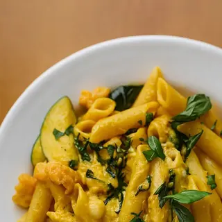 Mowi cream curry pasta