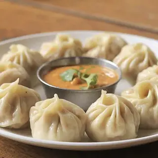 Chicken Momo (8 Pcs)