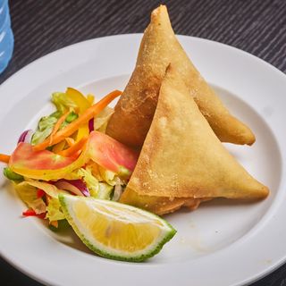 Mexican Samosa (Chicken / Beef)