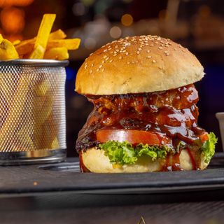 El Taco House Burger