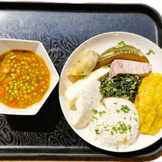 traditional food,peas sauce