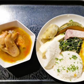 traditional food, chicken sauce