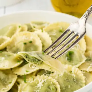 Ravioli ricotta e spinaci