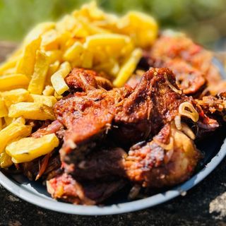 Half chicken Lusaniya