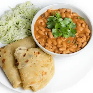 Chapatis and fresh beans