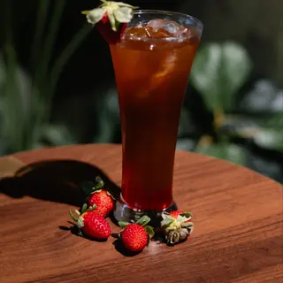 Iced Sparkling strawberry Americano