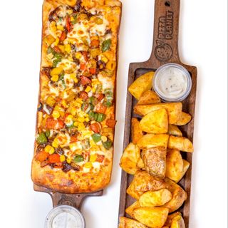 Pocket pizza+Baked Potate wedges