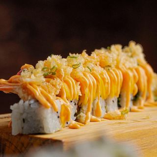 Mango Crunch Roll