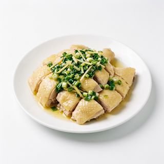 126.Pollo all'olio e erba cipollina 葱油鸡