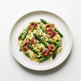 Revuelto De Espárragos Y Jamón Serrano