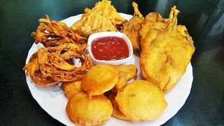 Mix pakoda