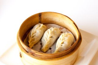 Momo Thai de Frango com Molho