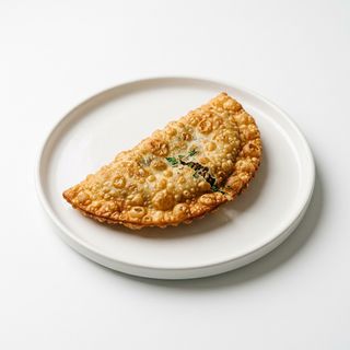 Чебурек З яловичиною (220г)