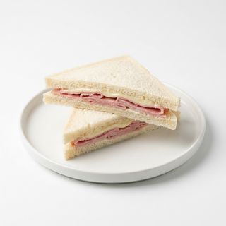 Tramezzino cotto e formaggio