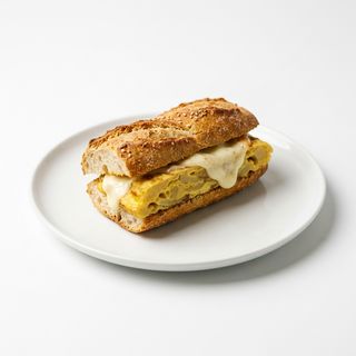Mini De Tortilla Con Queso