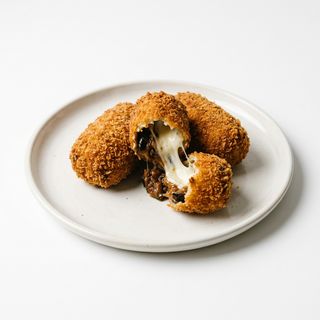 Crocchette di melanzane e mozzarella