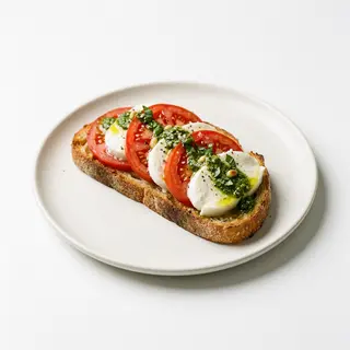 Tostada Caprese