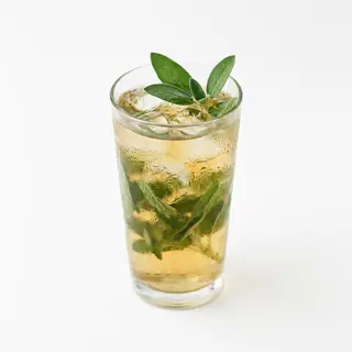Thè alla salvia