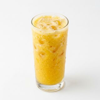 Zumo De Naranja Con Piña Y Plátano (16 Oz.)