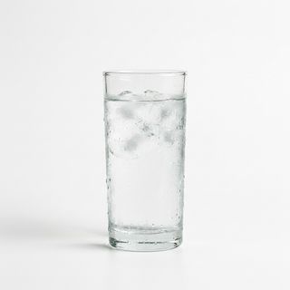 Acqua naturale