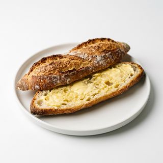 Baguete com Manteiga