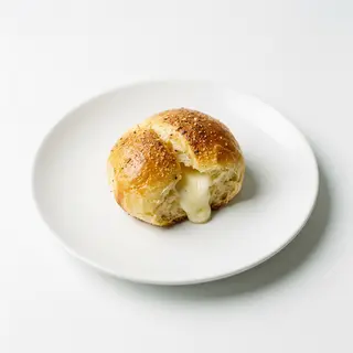 Pan Aliñado Relleno De Queso Pequeño