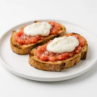 Pan De Pueblo Tostado Con Tomate Y Ali-Oli