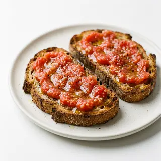 Tosta con tomate y aceite