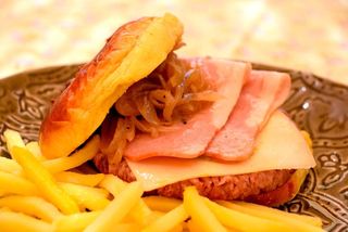 Hamburguesa Tradicional