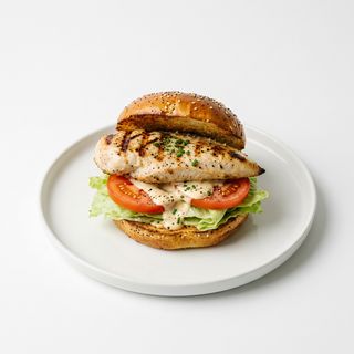 Panino con insalata di pollo