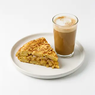 Café (120 Ml.) Con Pincho De Tortilla