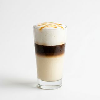 Latte Macchiato z syropem