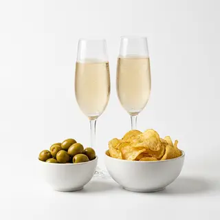 Olivas Patatas Chips Más 2 Copas De Vino / Cava